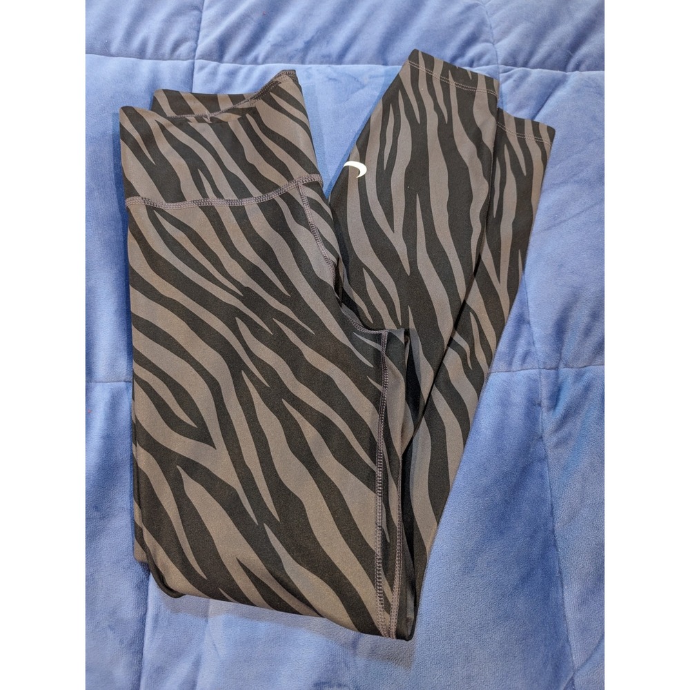 Nike One Icon Clash Leggings Womens Small‎ Zebra Dri-FIT High Rise Athletic